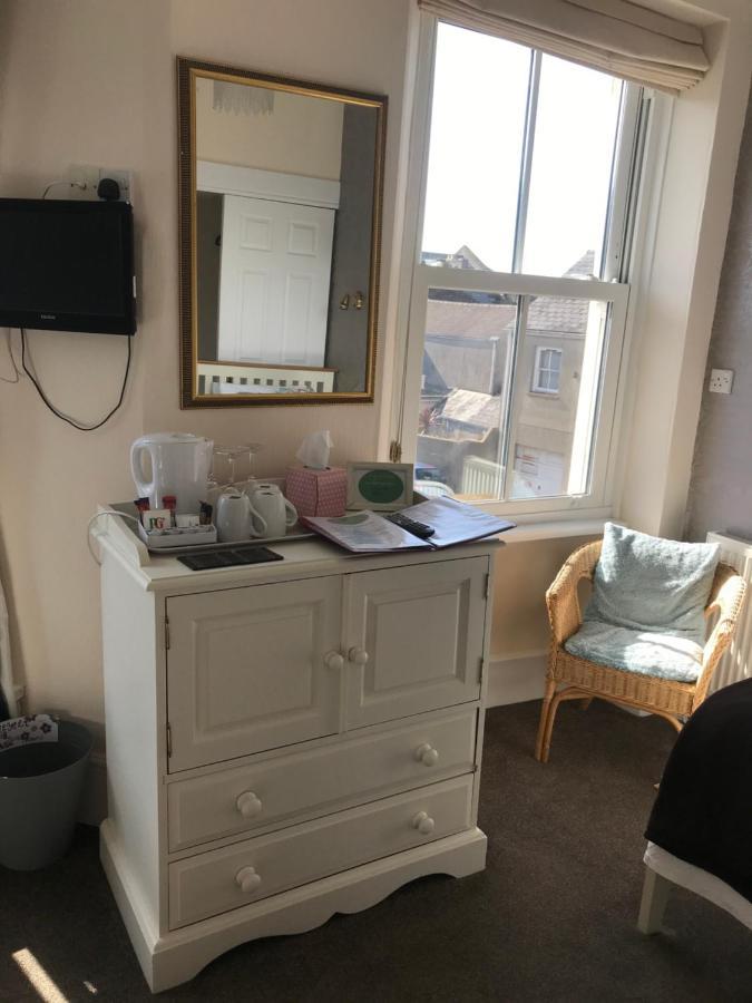 Ivy Bank Guest House Тенби Экстерьер фото