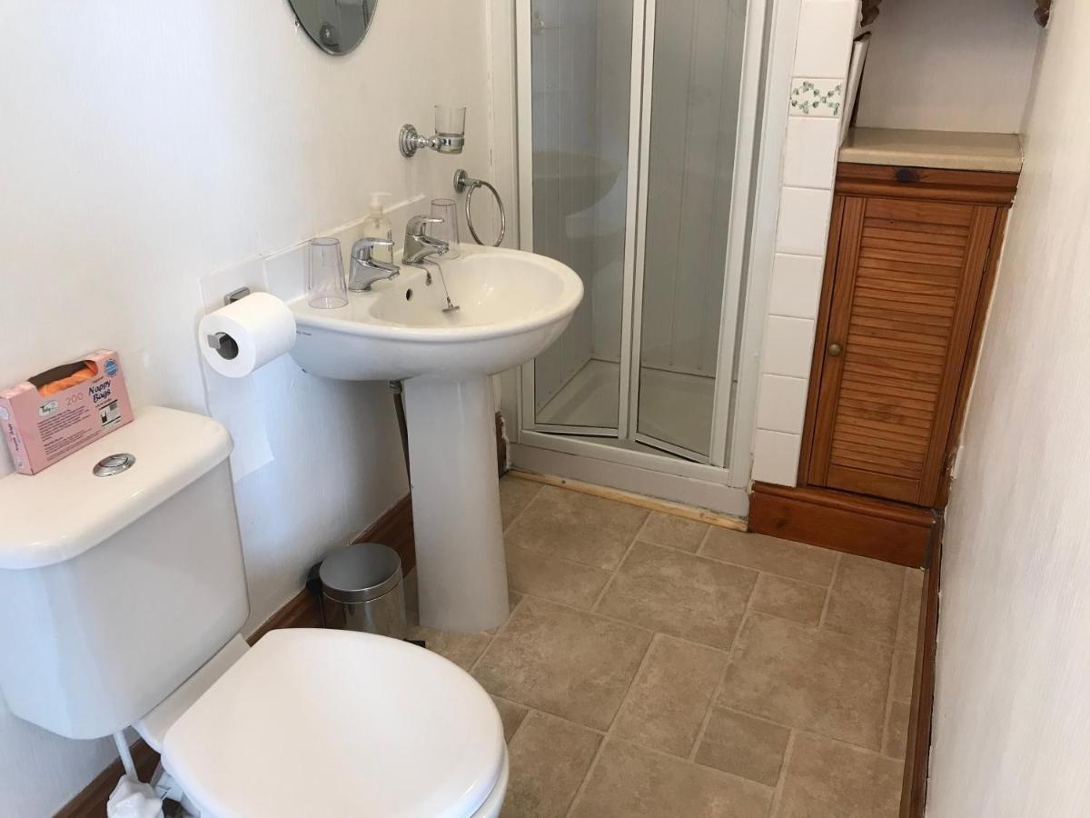 Ivy Bank Guest House Тенби Экстерьер фото
