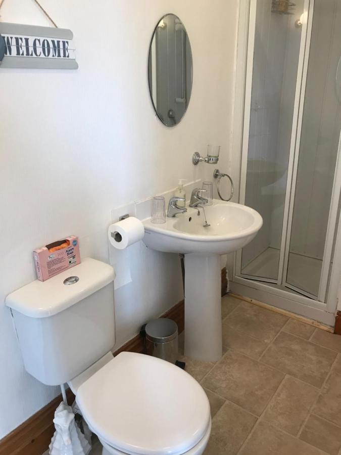 Ivy Bank Guest House Тенби Экстерьер фото